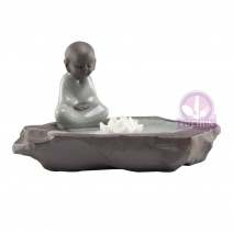 小沙彌青瓷不動線香座 14*9cm