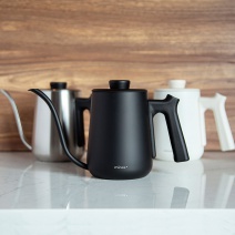 【MINOS】 手沖壺-600ml 黑色