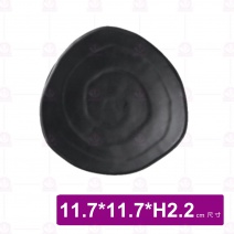【台灣美耐】JWT63 陶面三角皿  黑 (24入/盒)