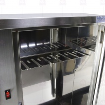 304紫外線不銹鋼消毒櫃W45xH66xD17.1cm(110V)